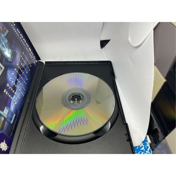 The Gnomon Workshop Rendering 4 Light Fog DVD - Picture 3 of 4